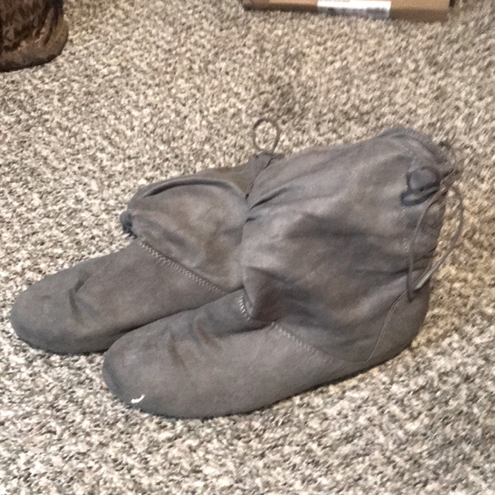 Route 66 grey flats